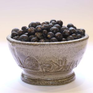 Baie de genièvre bio gin choucroute juniperus genévrier rognons de veau liégeoise