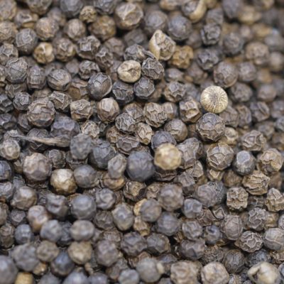 Organic black pepper piper nigrum