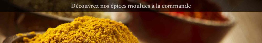 épices en poudre moulues bio fraîche curcuma