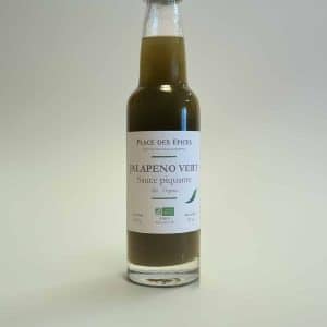 Bouteille de sauce piquante au jalapeno vert bio